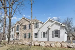 8781 Royal Ct NW, Anoka, MN 55303 - Photo 5