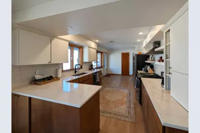 1308 Ridgeview Drive, Montevideo, MN 56265 - Photo 5