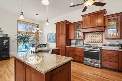 15636 Chasewood Court, Rosemount, MN 55068 - Photo 3