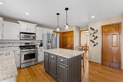 2049 68th Street NW, Rochester, MN 55901 - Photo 5