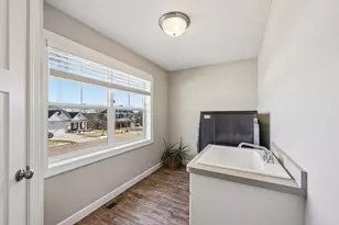 1143 Pine Hill Ln, White Bear Township, MN 55127 - Photo 13