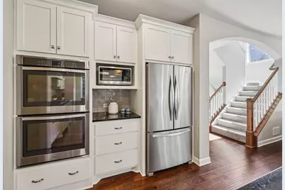 1143 Pine Hill Lane, White Bear Township, MN 55127 - Photo 9