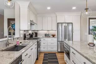 1964 Skyhigh Dr, New Brighton, MN 55112 - Photo 9