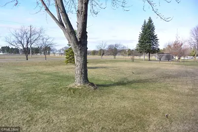 610 1st Street E, Glencoe, MN 55336 - Photo 7