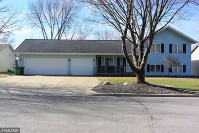 610 1st Street E, Glencoe, MN 55336 - Photo 1