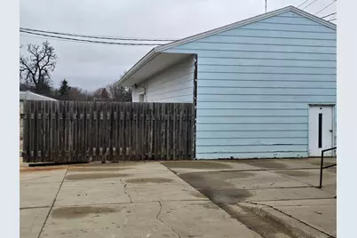 214 6th Avenue E, Alexandria, MN 56308 - Photo 3