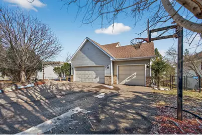 2970 Western Avenue N, Roseville, MN 55113 - Photo 3