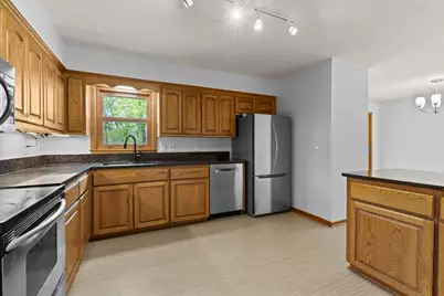 10233 Washburn Circle S, Bloomington, MN 55431 - Photo 11