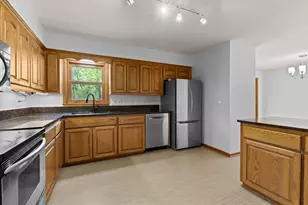 10233 Washburn Cir S, Bloomington, MN 55431 - Photo 11