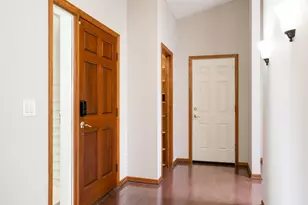 9850 Laguna Cir, Eden Prairie, MN 55347 - Photo 9