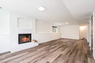 9850 Laguna Cir, Eden Prairie, MN 55347 - Photo 21