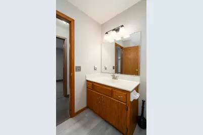 9850 Laguna Circle, Eden Prairie, MN 55347 - Photo 23