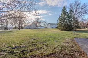 3814 Windcrest Ct, Eagan, MN 55123 - Photo 15