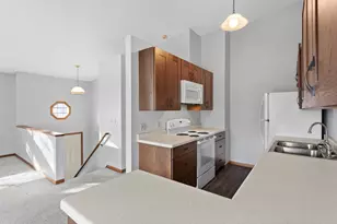 3814 Windcrest Ct, Eagan, MN 55123 - Photo 27