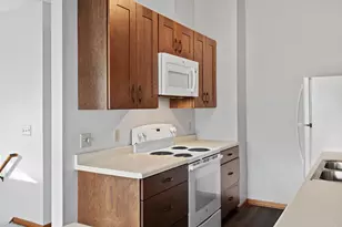 3814 Windcrest Ct, Eagan, MN 55123 - Photo 3