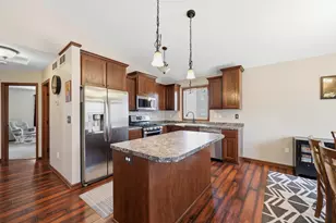 9085 Grove Dr, Chisago City, MN 55013 - Photo 3