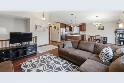 9085 Grove Drive, Chisago City, MN 55013 - Photo 9