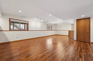 890 Fernbrook Ln N, Plymouth, MN 55447 - Photo 25