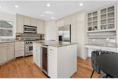 890 Fernbrook Lane N, Plymouth, MN 55447 - Photo 11