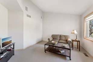 19965 Waterford Ct, Excelsior, MN 55331 - Photo 23