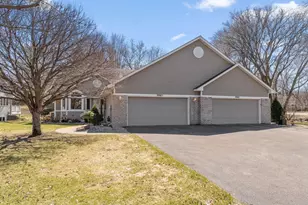 19965 Waterford Ct, Excelsior, MN 55331 - Photo 3