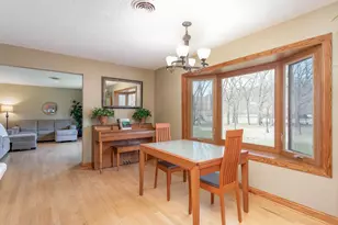 917 Sherman St, North Mankato, MN 56003 - Photo 7