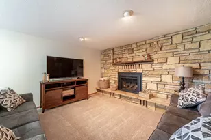 917 Sherman St, North Mankato, MN 56003 - Photo 19