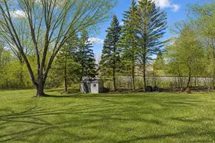 419 Springhill Rd, Vadnais Heights, MN 55127 - Photo 19