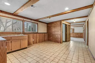 419 Springhill Rd, Vadnais Heights, MN 55127 - Photo 17