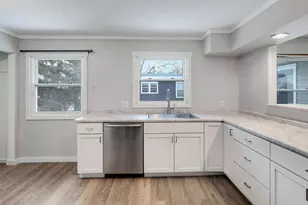 3279 Library Ln, Saint Louis Park, MN 55426 - Photo 7