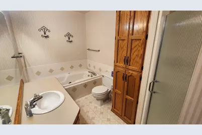 4041 S Rivershore Drive, Moorhead, MN 56560 - Photo 15