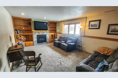 4041 S Rivershore Drive, Moorhead, MN 56560 - Photo 21