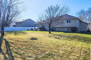 4041 S Rivershore Dr, Moorhead, MN 56560 - Photo 37