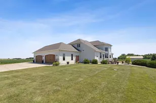 23535 York Rd, Hutchinson, MN 55350 - Photo 33