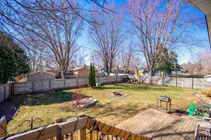 1400 17th St SW, Willmar, MN 56201 - Photo 3