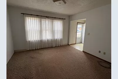 716 5th Street N, Wahpeton,  58075 - Photo 5