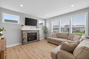 2168 Westpointe Dr, Hastings, MN 55033 - Photo 7