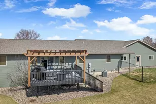 S2838 Fern Cir, Fountain City, WI 54629 - Photo 37