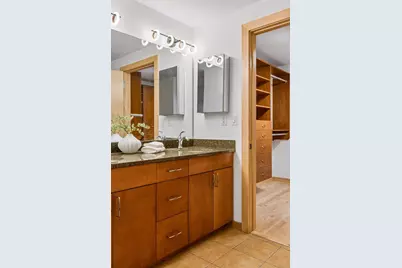 215 10th Avenue S #411, Minneapolis, MN 55415 - Photo 35