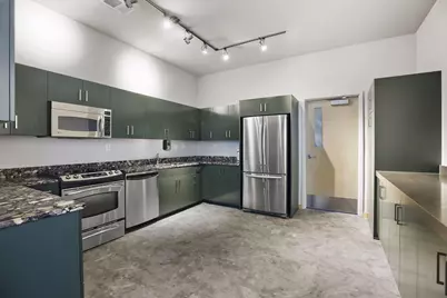 215 10th Avenue S #411, Minneapolis, MN 55415 - Photo 11