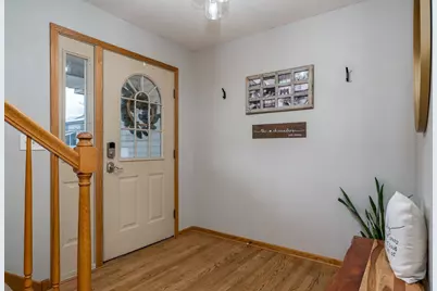 730 Debbie Lane, Carver, MN 55315 - Photo 3