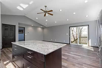 277 Red Ridge Road, Good Thunder, MN 56037 - Photo 7