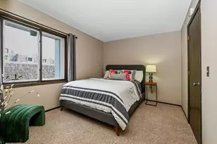 6158 Golden Valley Rd, Golden Valley, MN 55422 - Photo 21