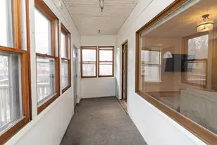 83 King St E, Saint Paul, MN 55107 - Photo 3