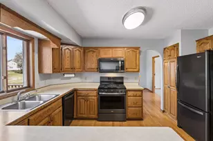 8960 Montegue Terrace, Brooklyn Park, MN 55443 - Photo 7