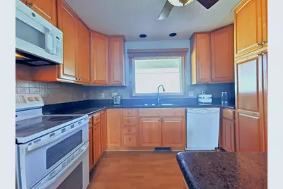 16347 Adret Court, Eden Prairie, MN 55346 - Photo 9