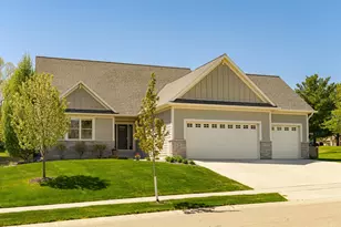 342 Wimbledon Hills Dr SW, Rochester, MN 55902 - Photo 1