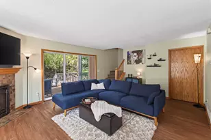 14213 Hibiscus Ct, Apple Valley, MN 55124 - Photo 9