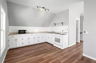 140 Davis Street S, Cambridge, MN 55008 - Photo 7