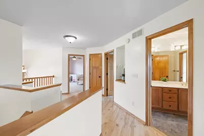 10803 Hawthorn Trail, Woodbury, MN 55129 - Photo 21